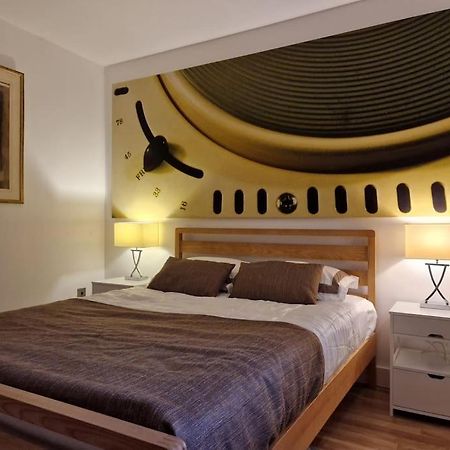 Lovely London On A Budget! Ngoại thất bức ảnh